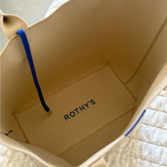 Rothy’s Lightweight Tote - Picture 2 of 3